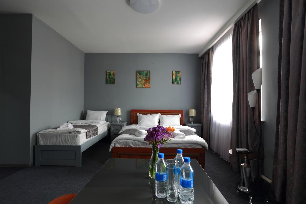 Hotel Evita Taszkent Zewnętrze zdjęcie